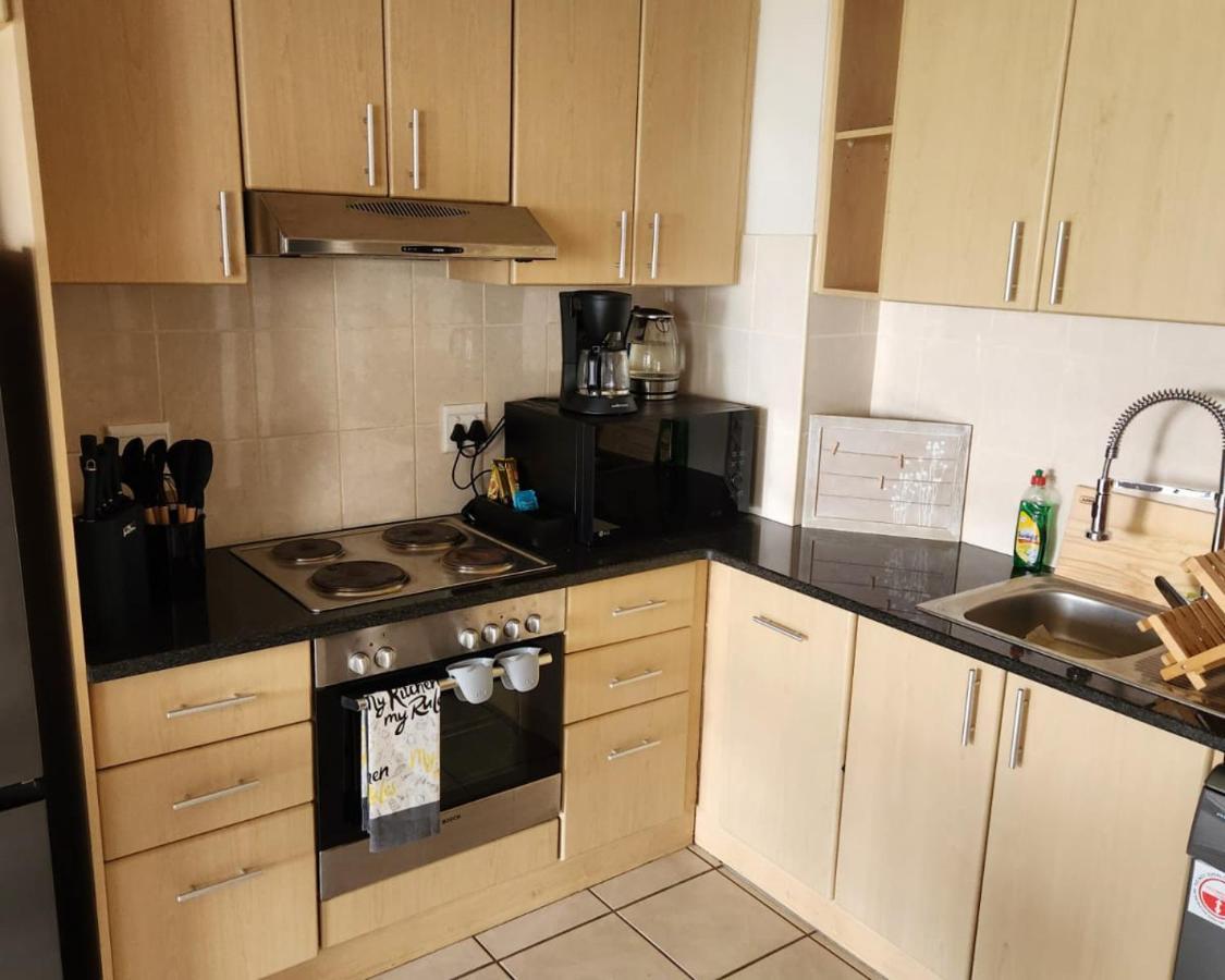 13 At Santos Apartment Mossel Bay Bagian luar foto