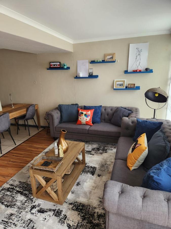 13 At Santos Apartment Mossel Bay Bagian luar foto
